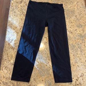 Athleta girl cropped black leggings size 14